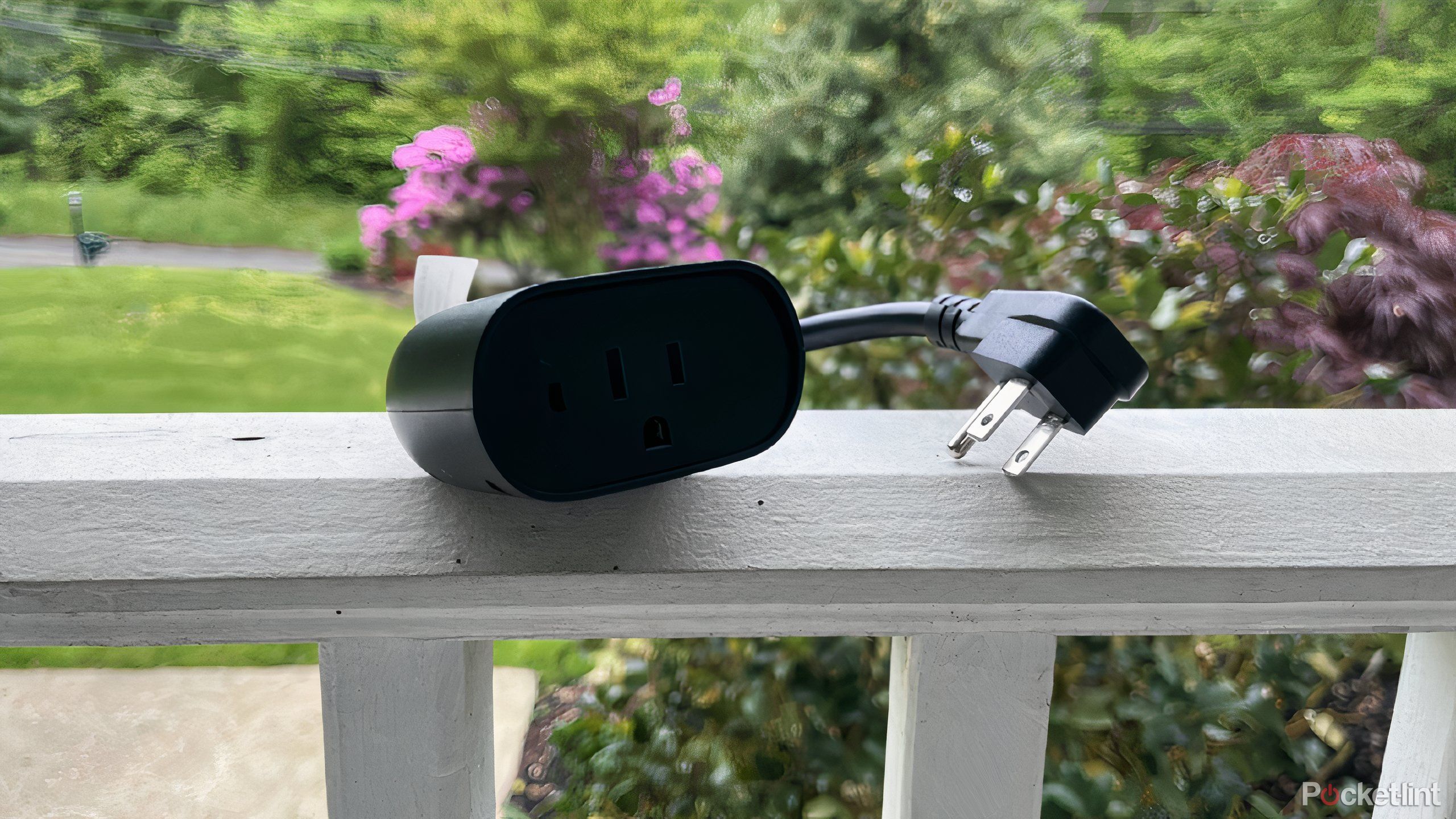 Kasa Outdoor Smart Dimmer Plug outside