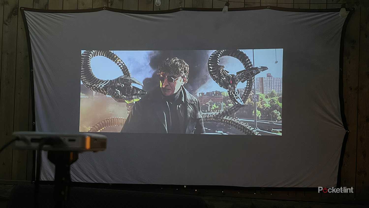 Kodak Luma 150-projector spider-man
