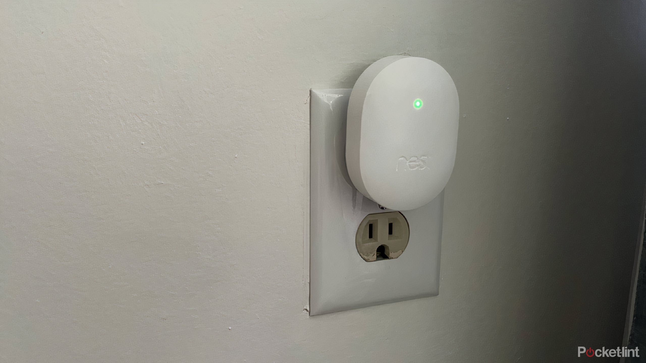 Nest Connect in an outlet