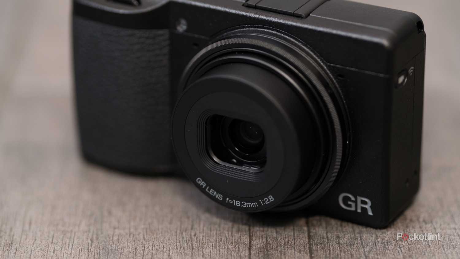 Vs Ricoh Gr Iii Fuji X100v Dimensions Ricoh GR III HDF Review: A