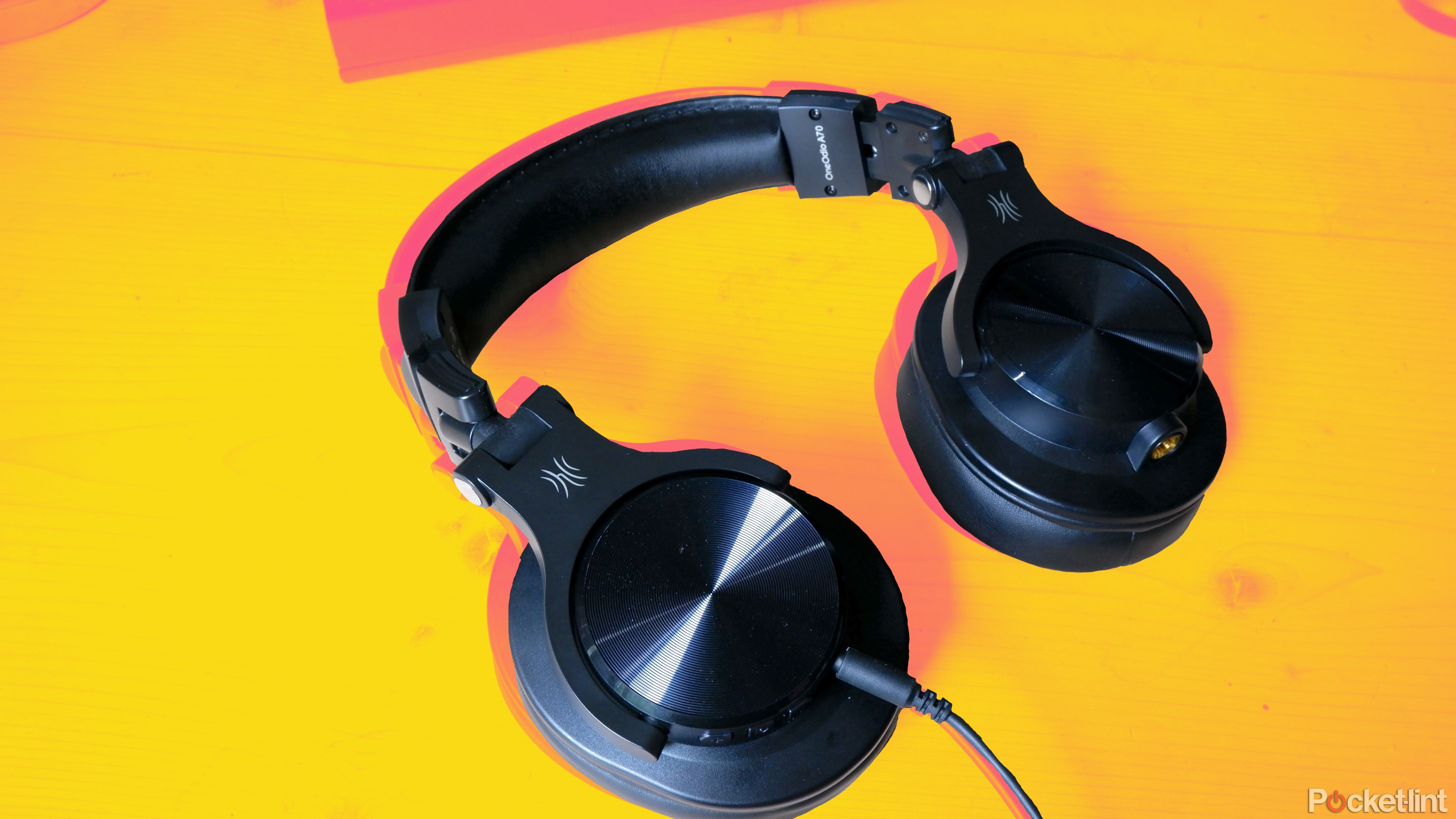 OneOdio A70 headphones review: Beats that beat expectations