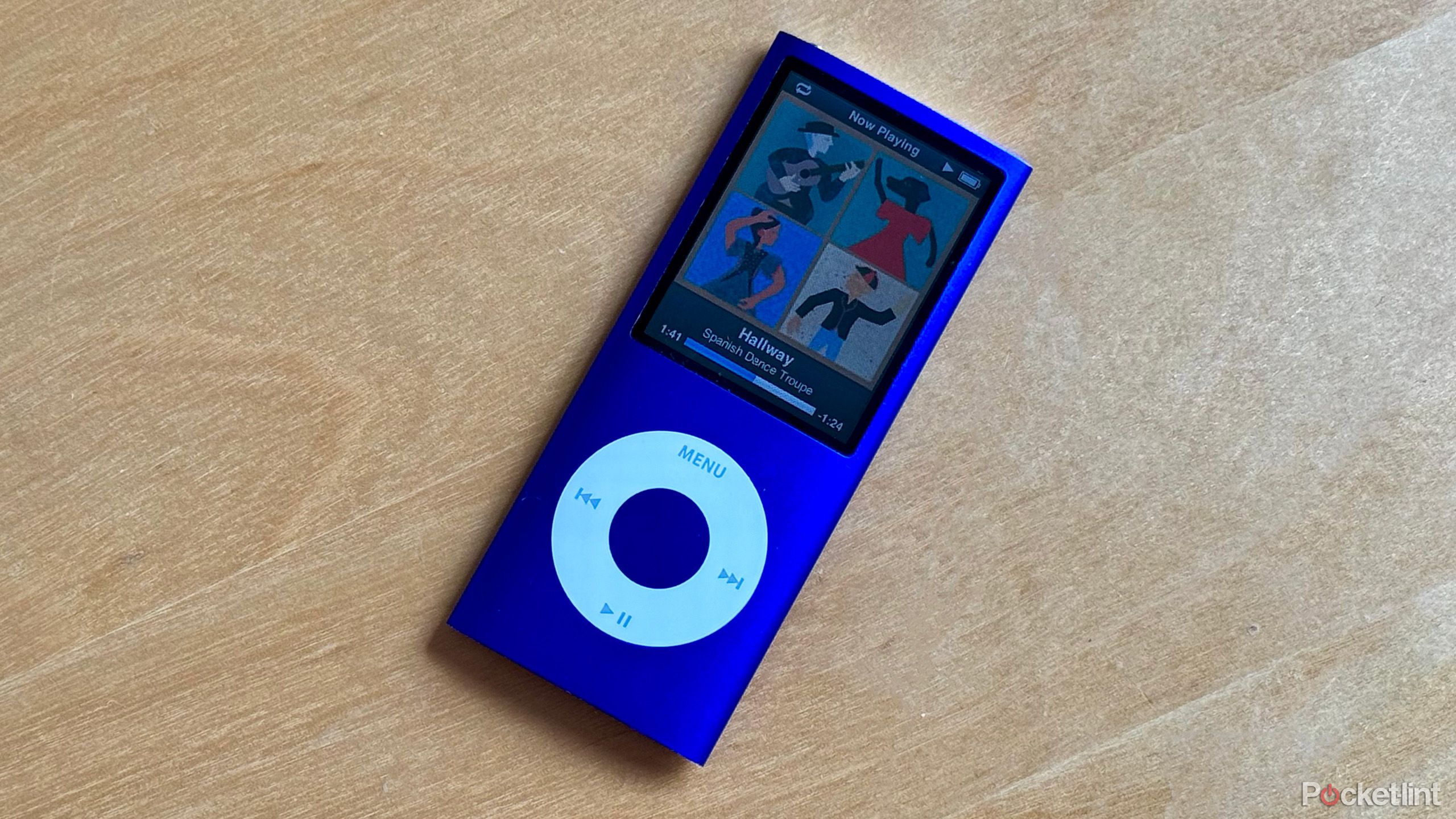 ipod nano playing music