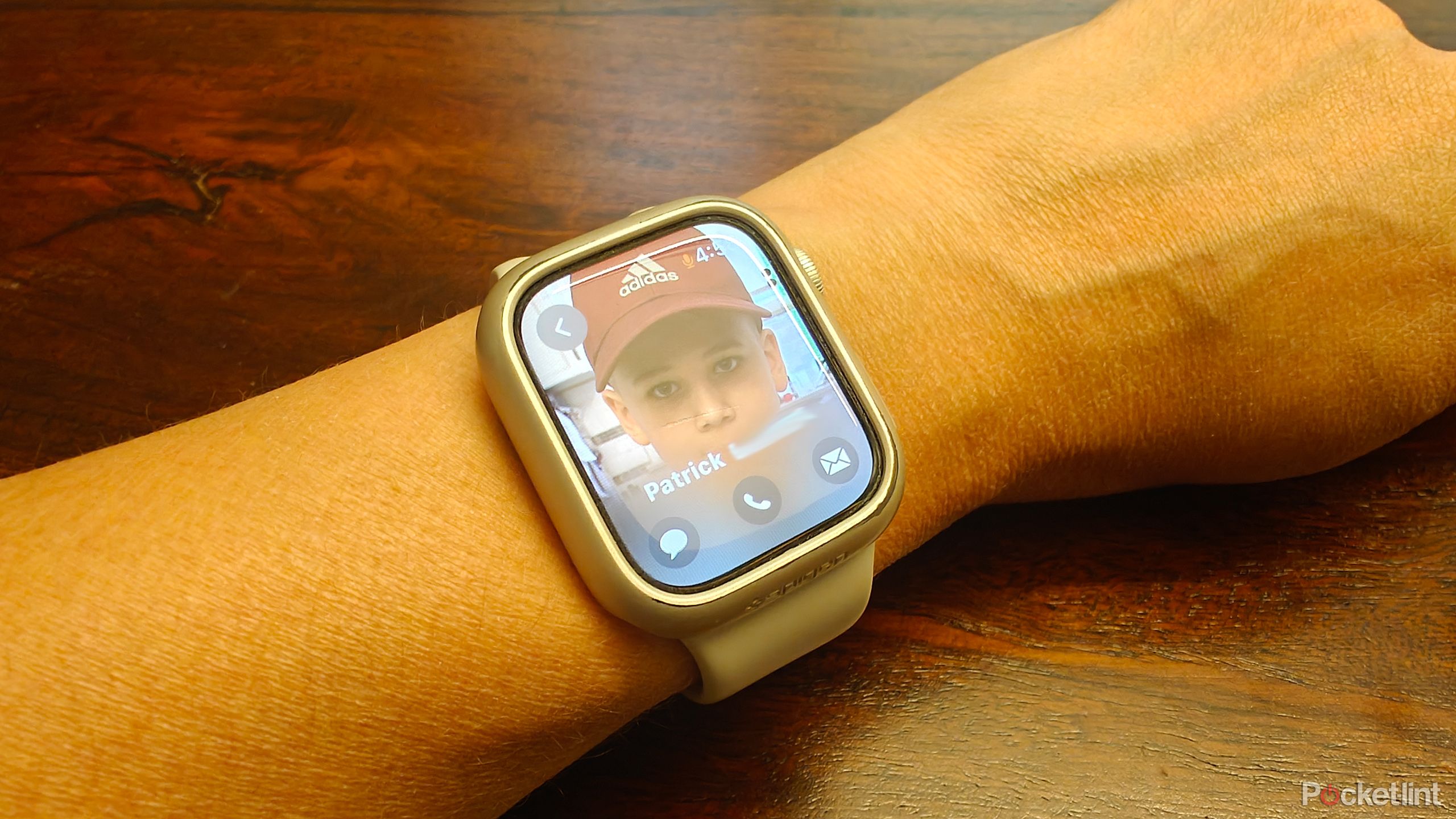 Apple Watch FaceTime phone call in progress