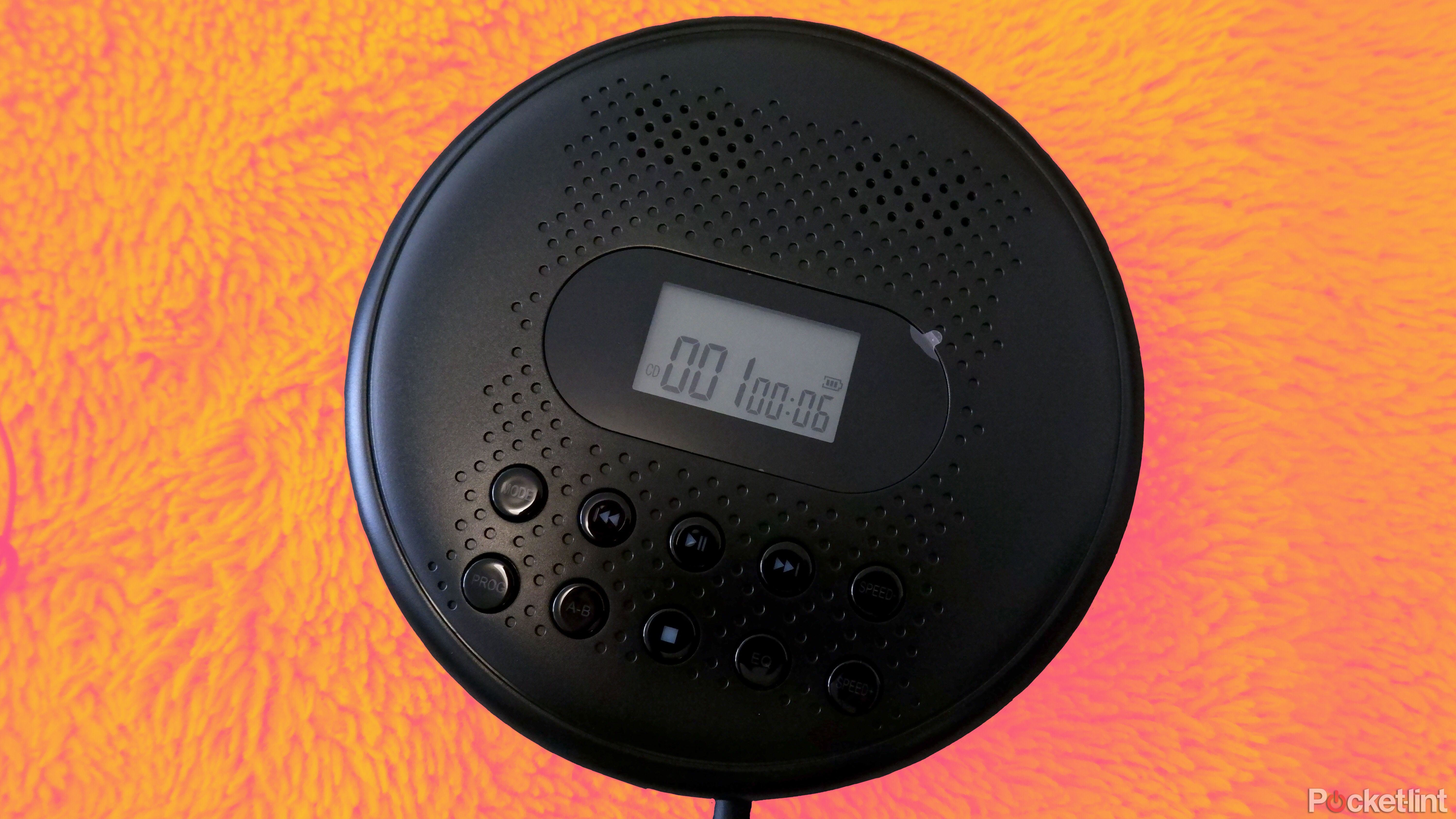 The ARAFUNA CD player on a blanket