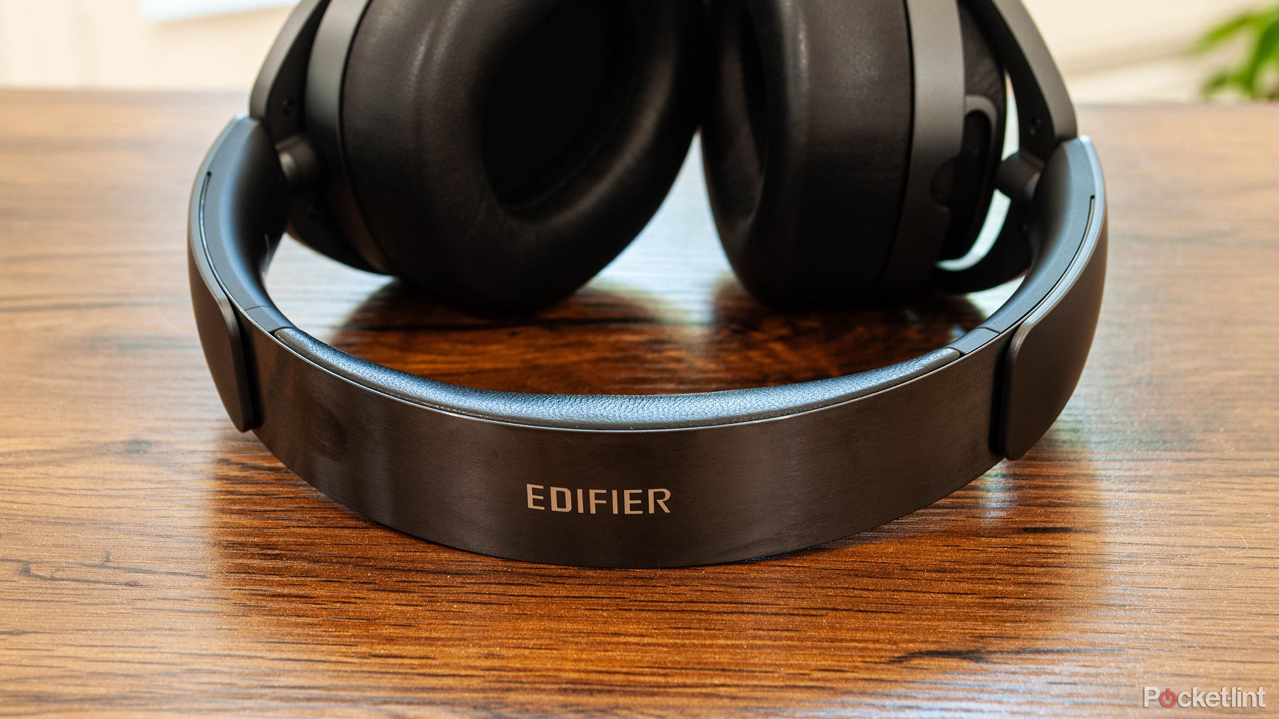 Edifier Stax Spirit S5 Headband