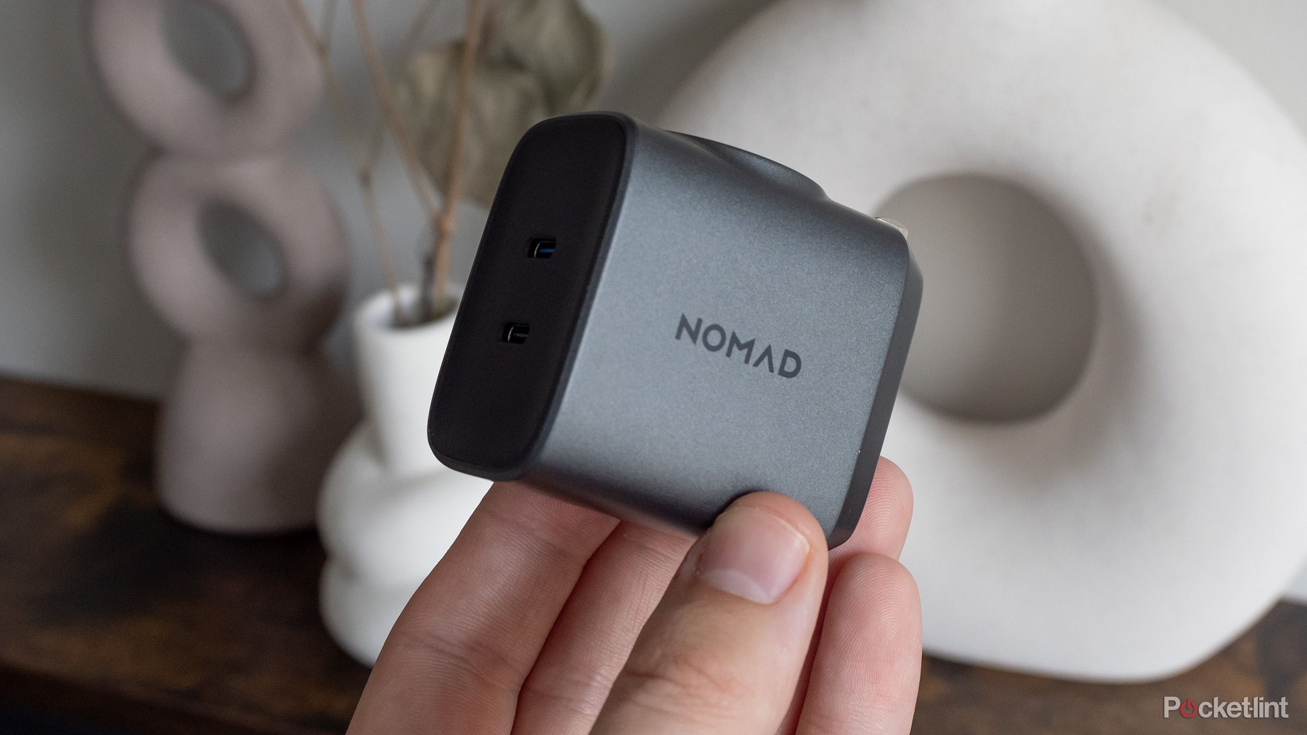 日本未発売 Nomad 65W Watch すっぱ USB-C Adapter