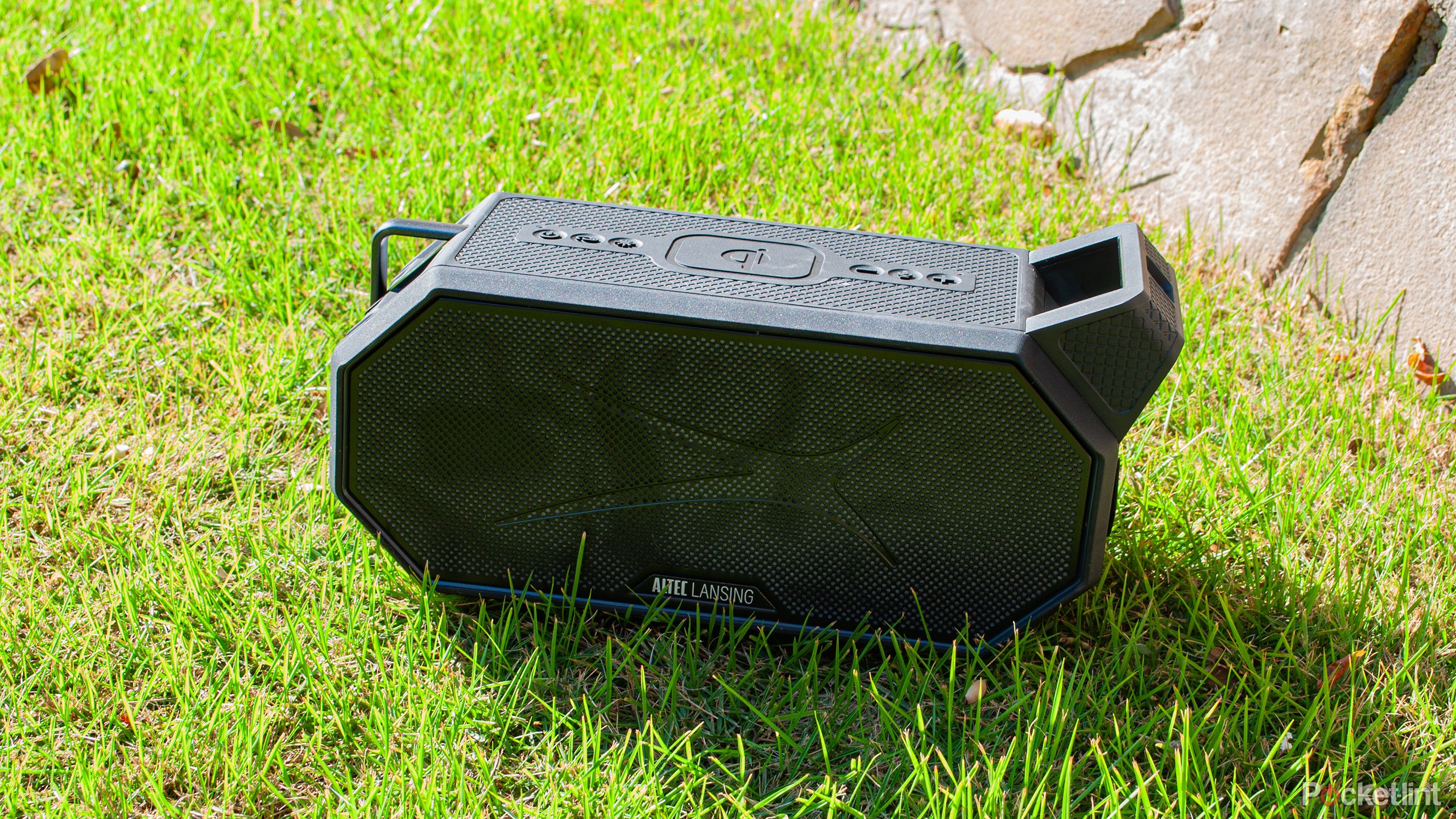 Altec Lansing HydraBoom 2.0 grass