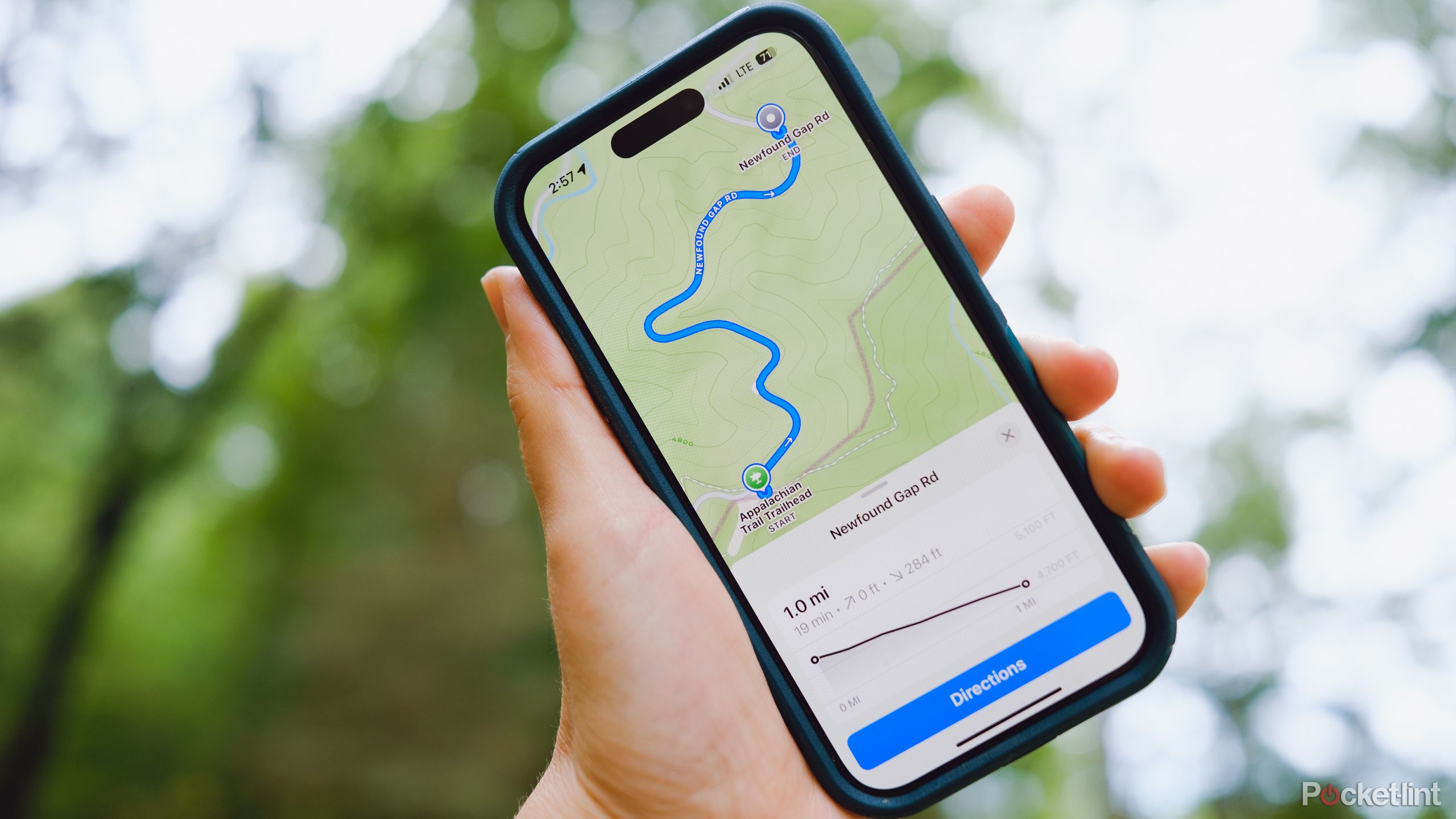 How to use the new custom walking routes in Apple Maps