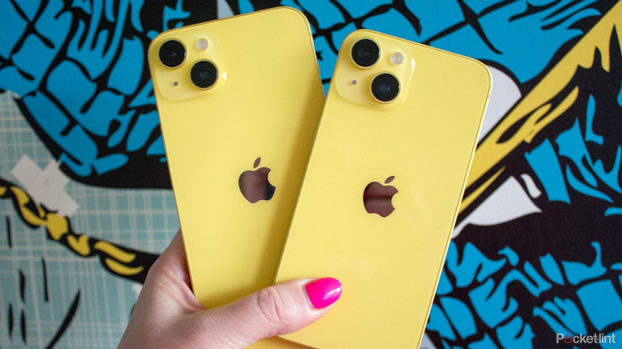 iPhone-14 and 14 Plus in yellow