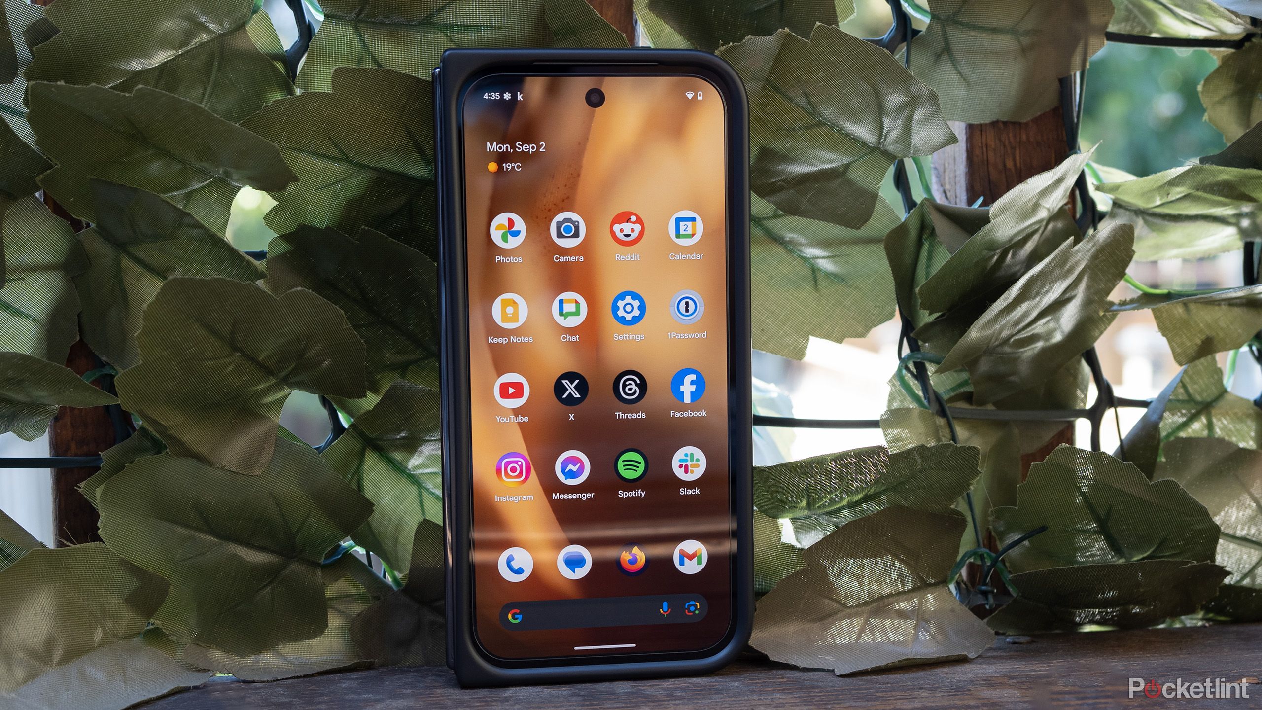 The Pixel 9 Pro Fold's cover screen