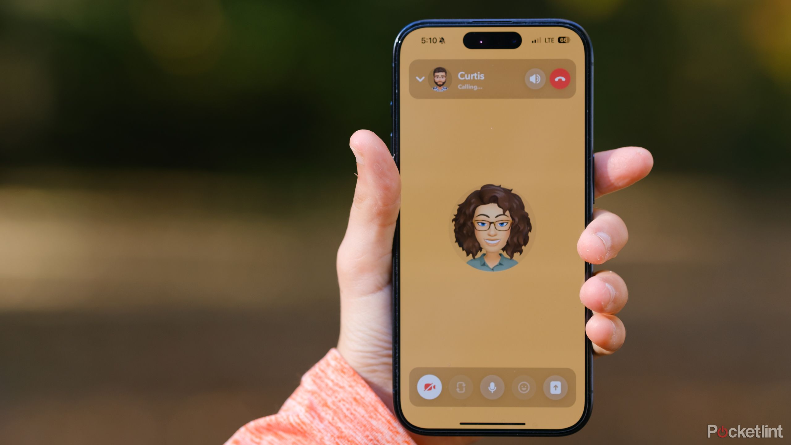 How to video call on Snapchat, plus tips and troubleshooting