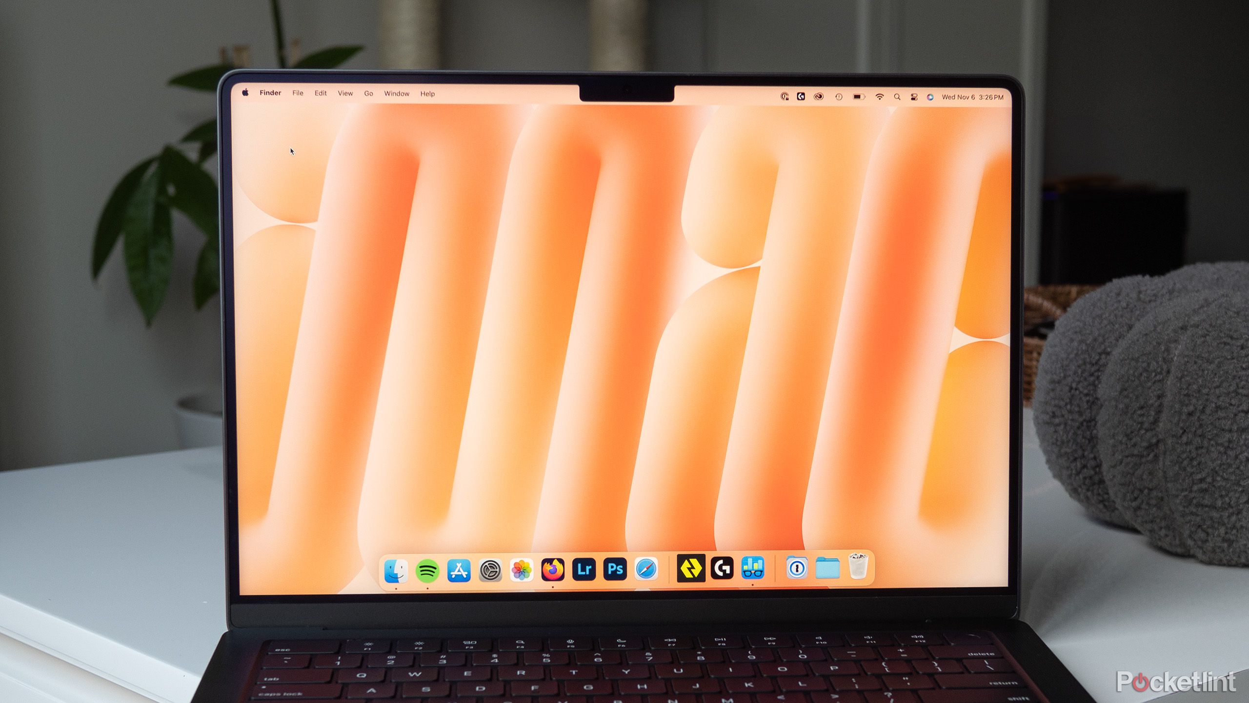 M4 MacBook Pro display cropped in close 