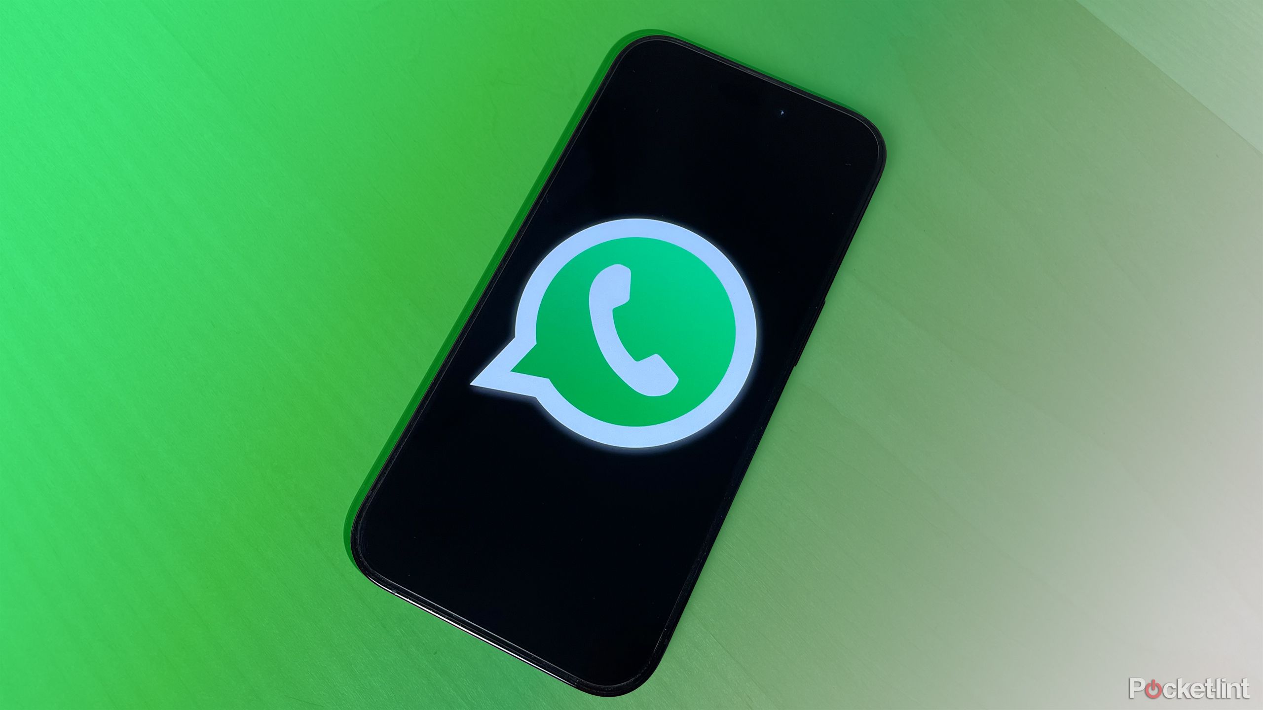 Get control of unmanageable WhatsApp chats with this new feature