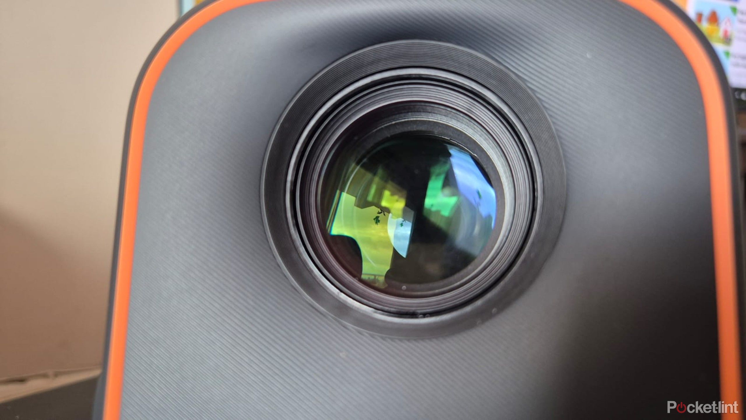 Projector-lens-Closeup