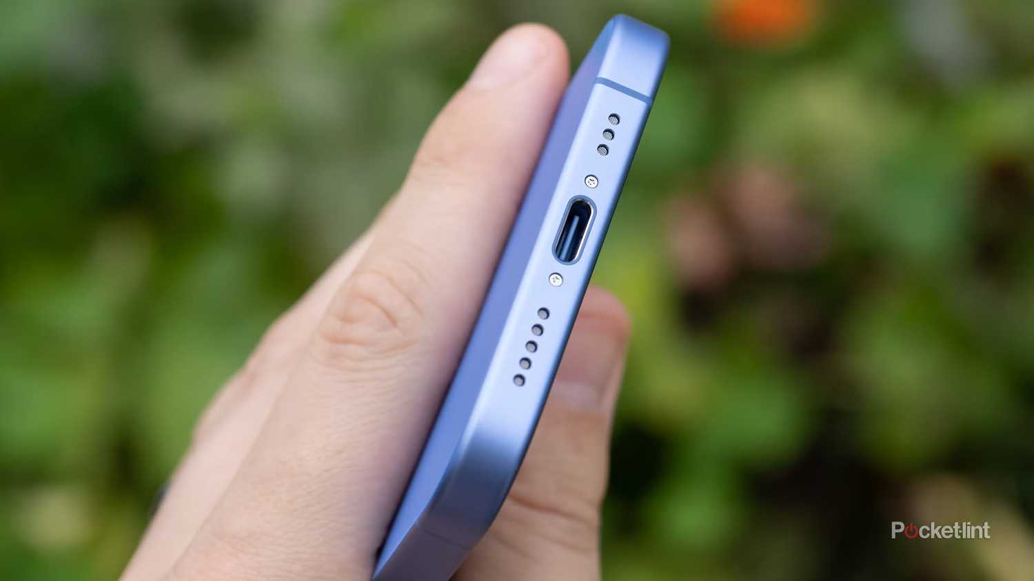 Guide to Smartphones With Usb-C Port: Ultimate Buying Guide 2025