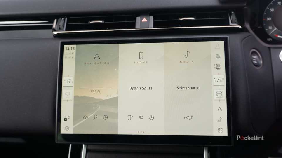 The Range Rover Velar is a stylish SUV, but it's not worthy of the badge