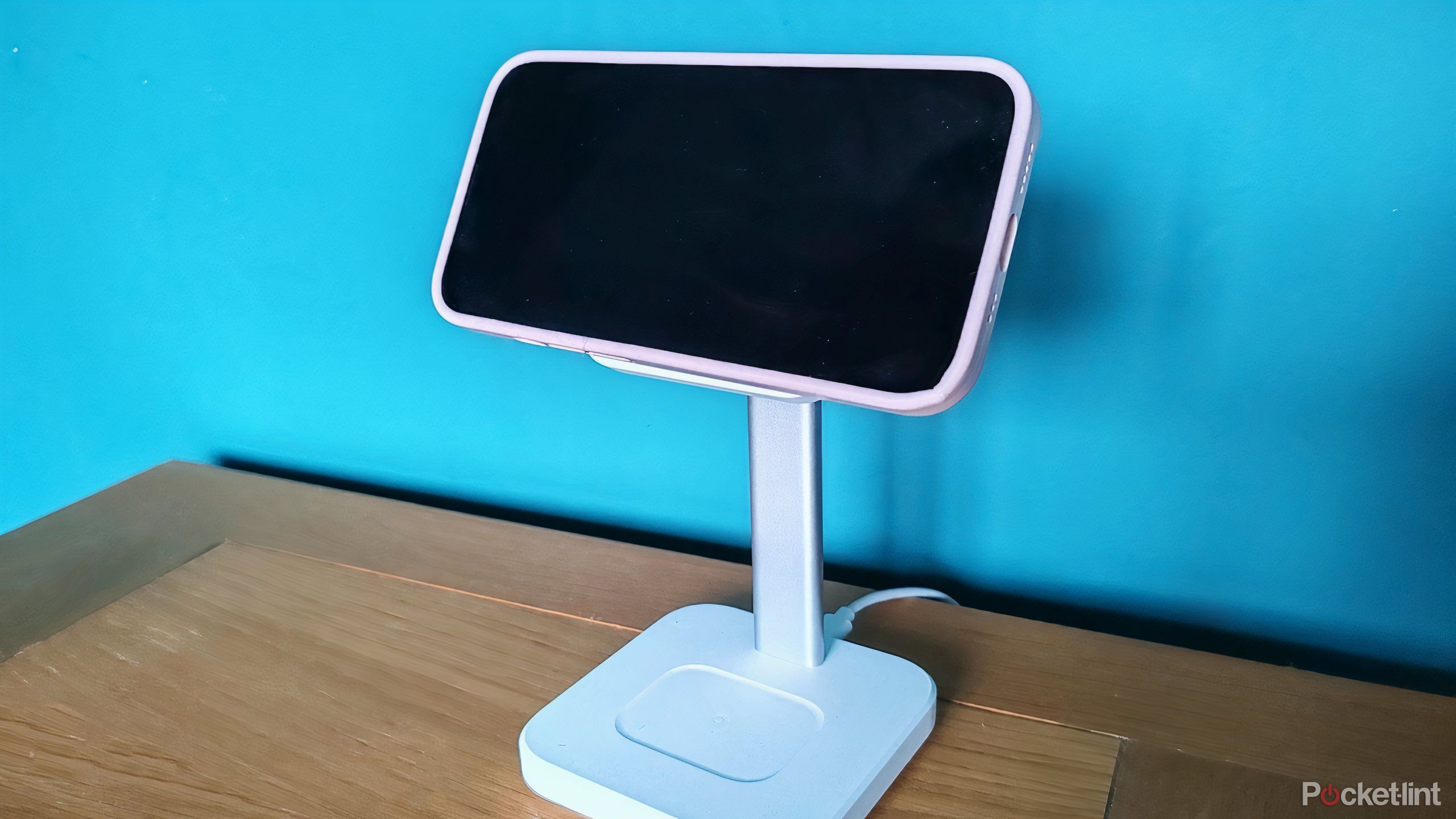 ESR Halolock 3-in-1 wireless charger