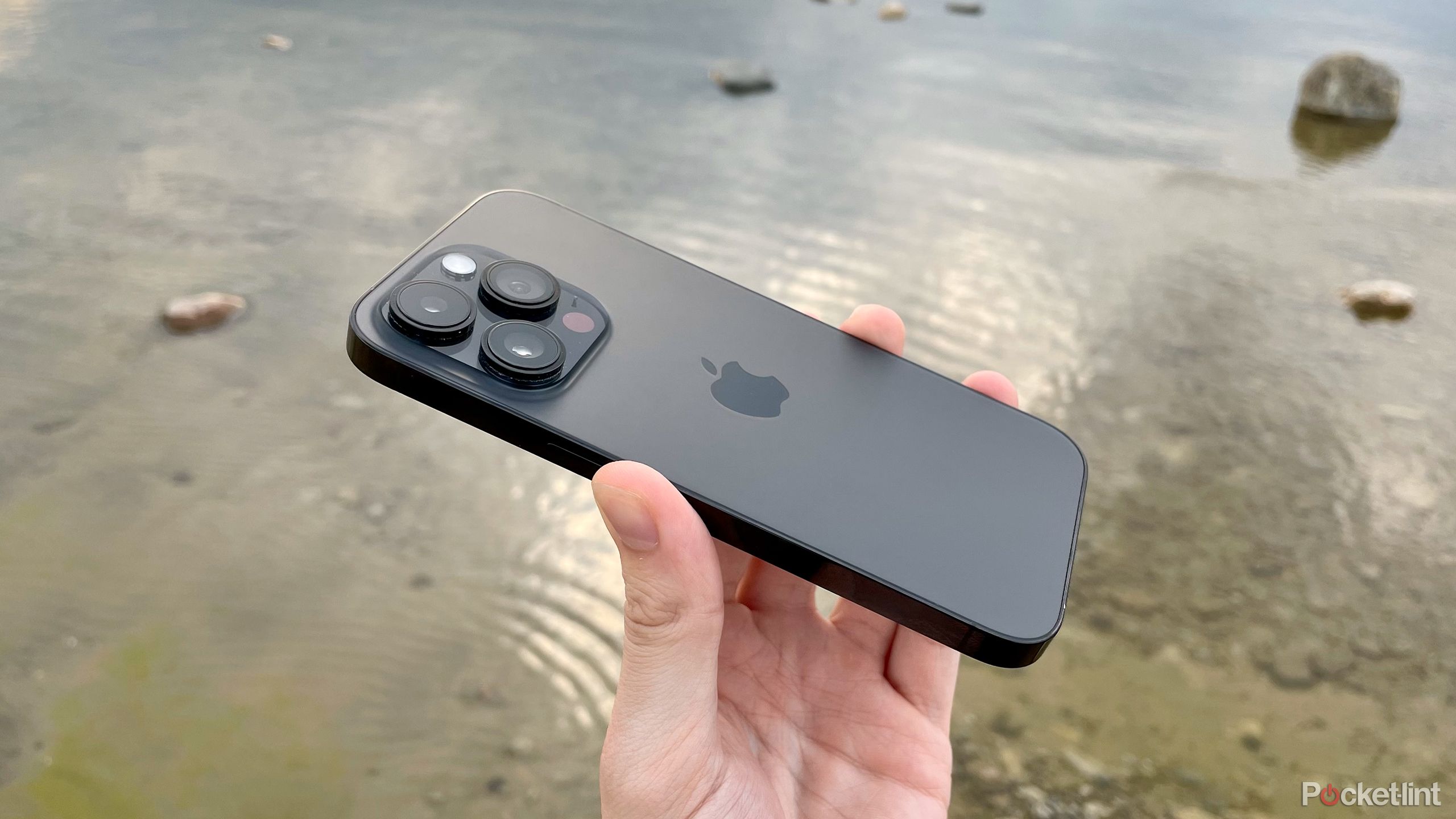 iPhone 14 Pro side profile.