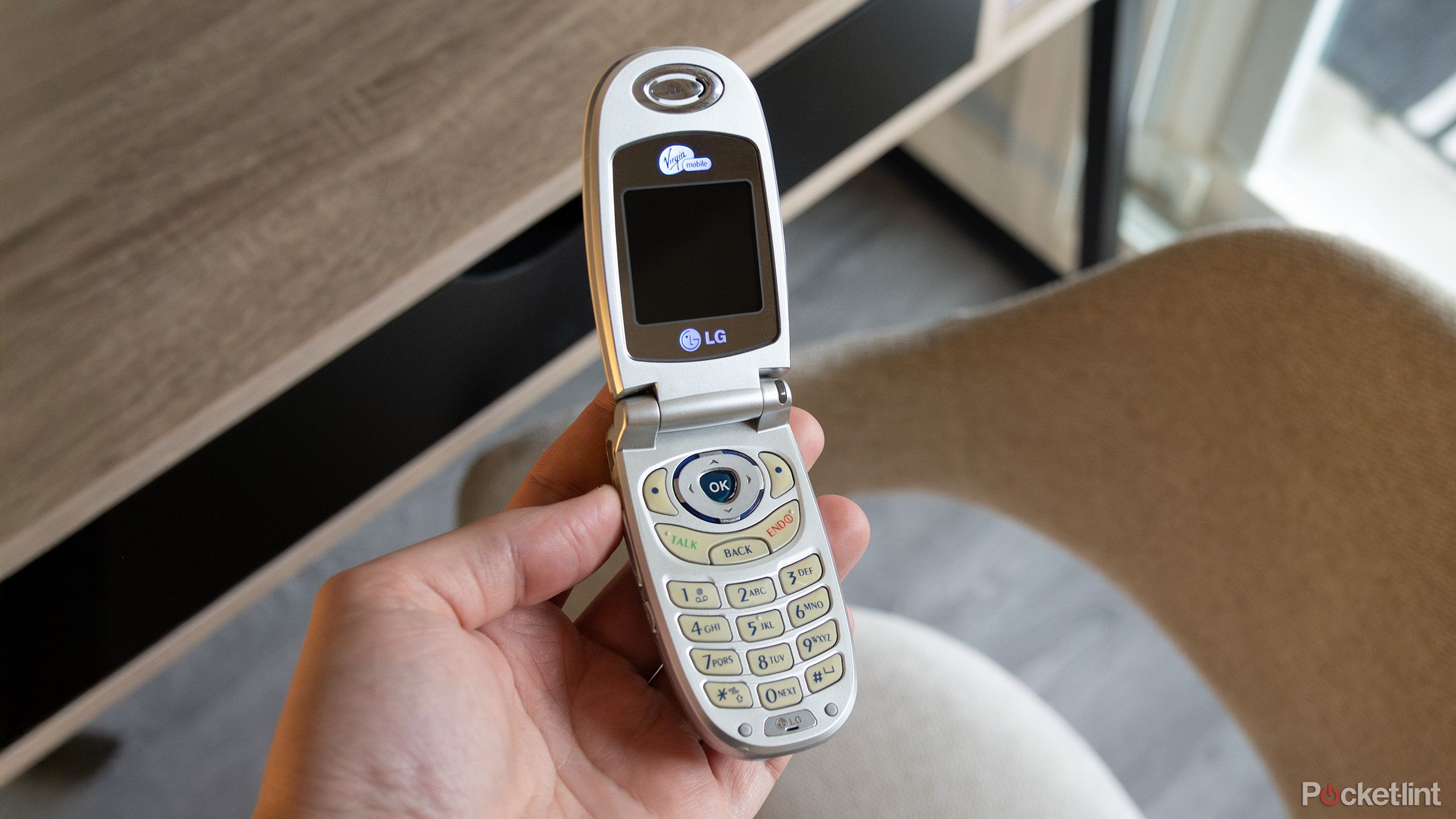 An old flip phone