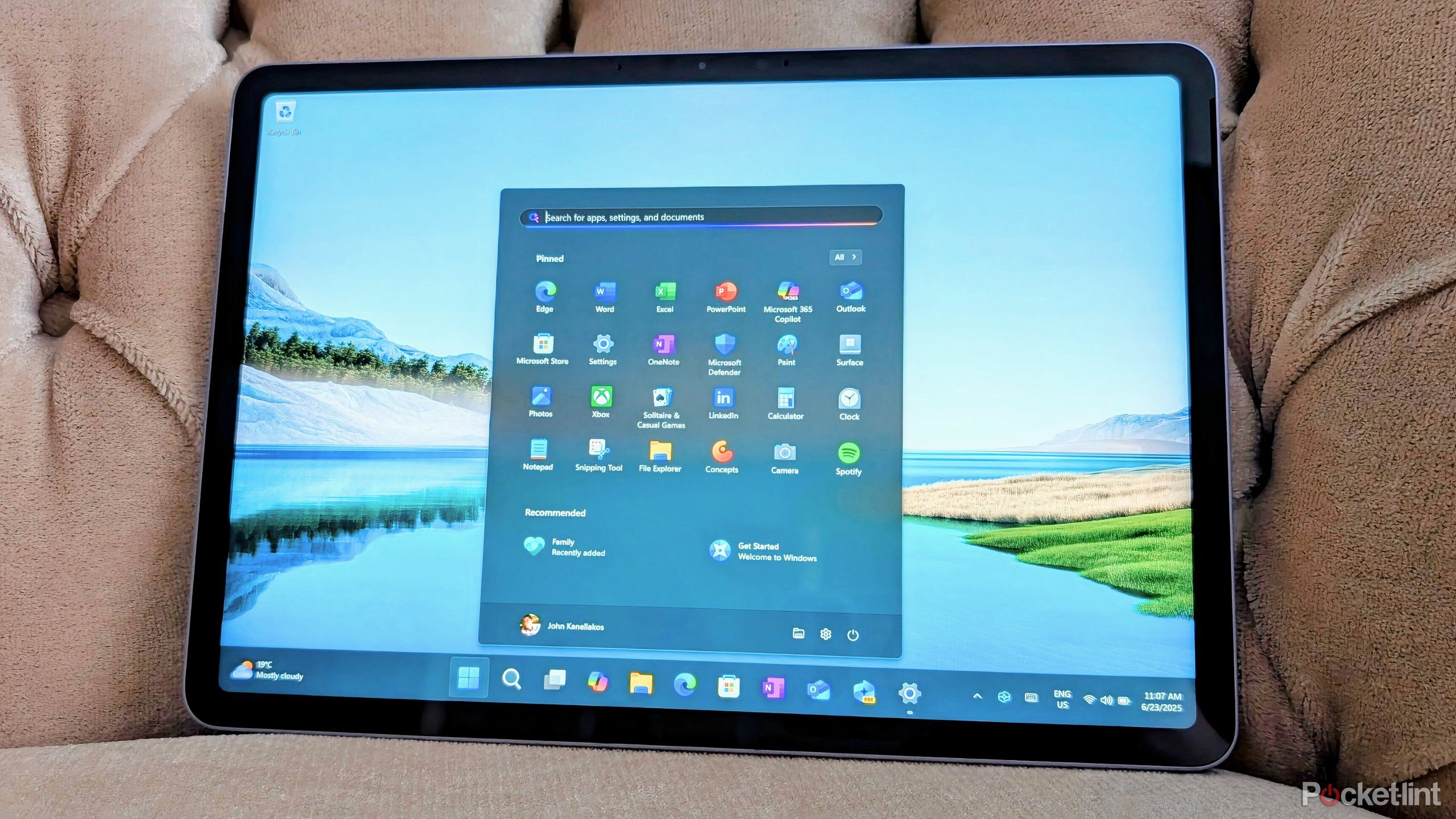 Microsoft Surface Pro 12-inch beauty 7