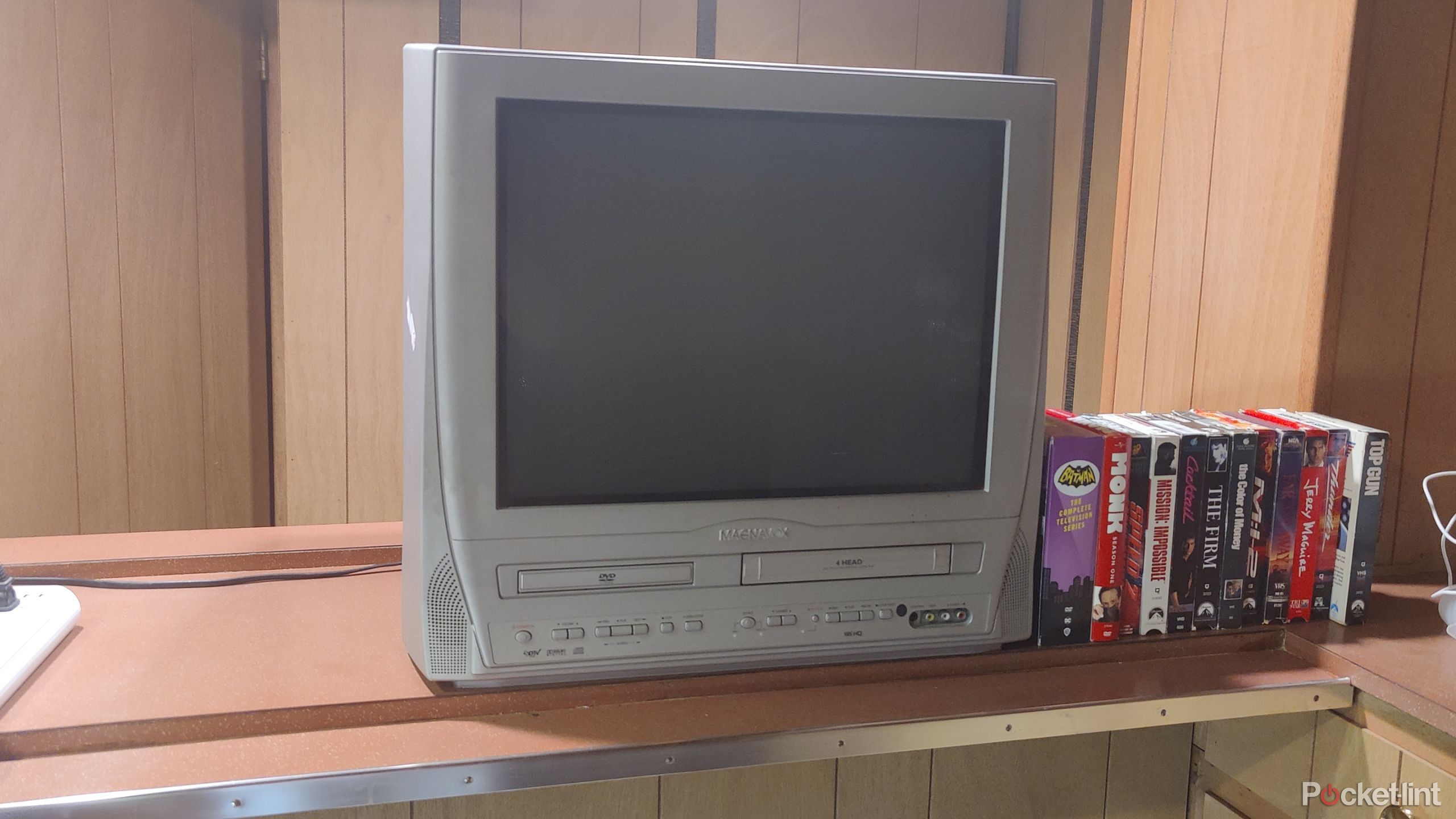 These dumpster dive TVs make modern TV audio seem like a joke