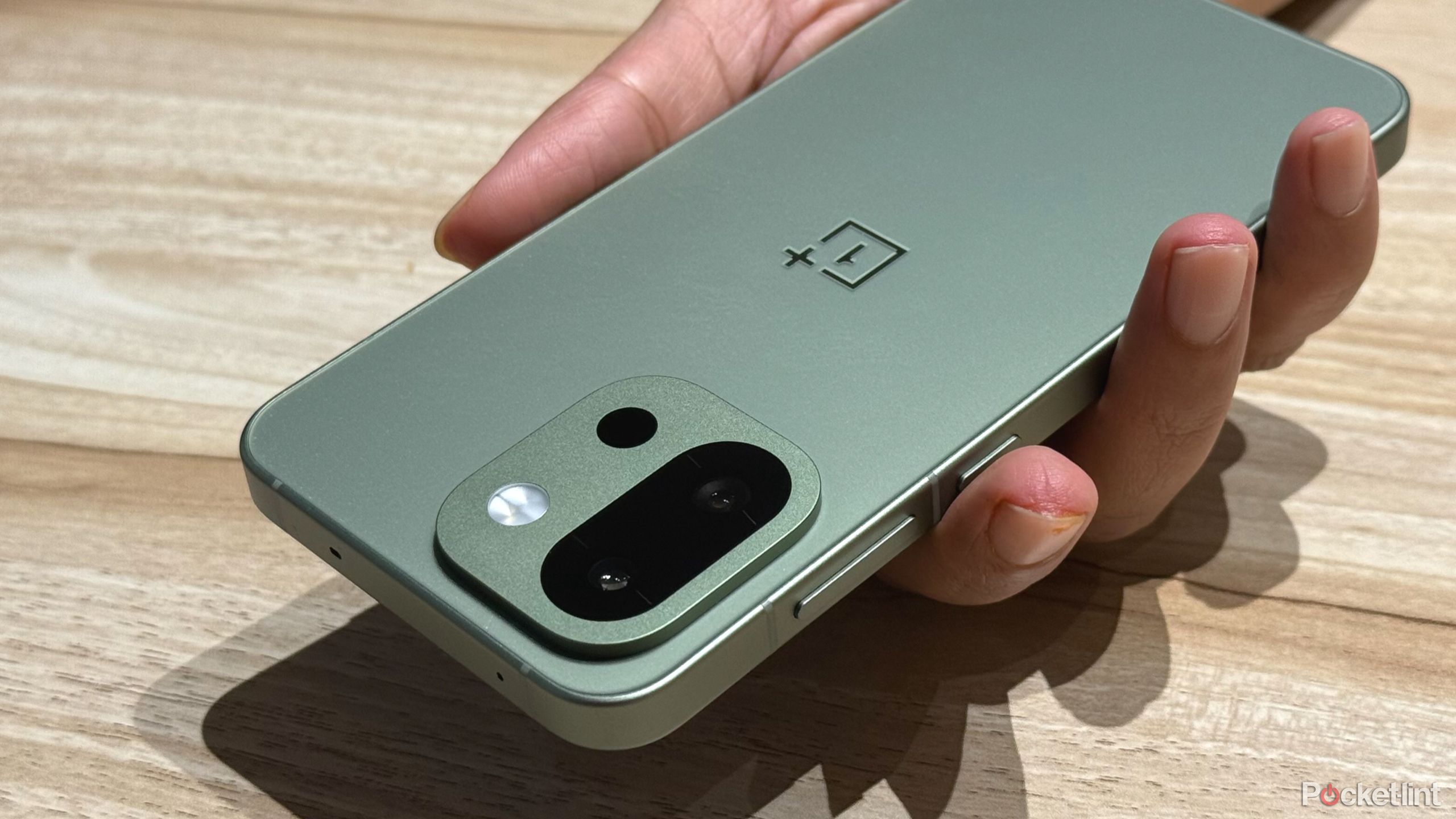 OnePlus 13s camera module