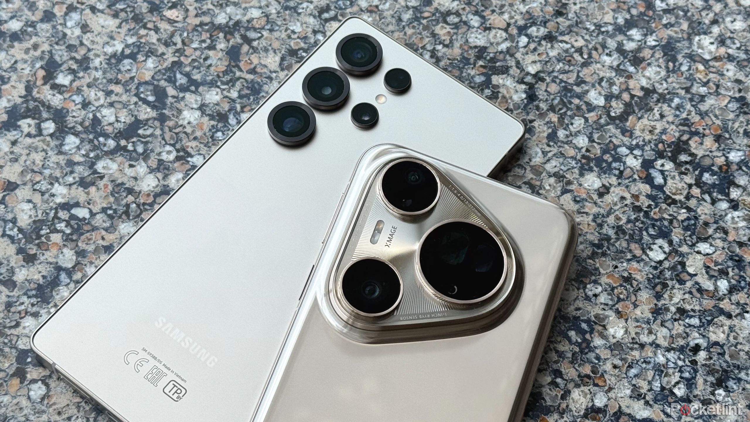 Samsung Galaxy S25 Ultra and Huawei Pura 80 Ultra on a table