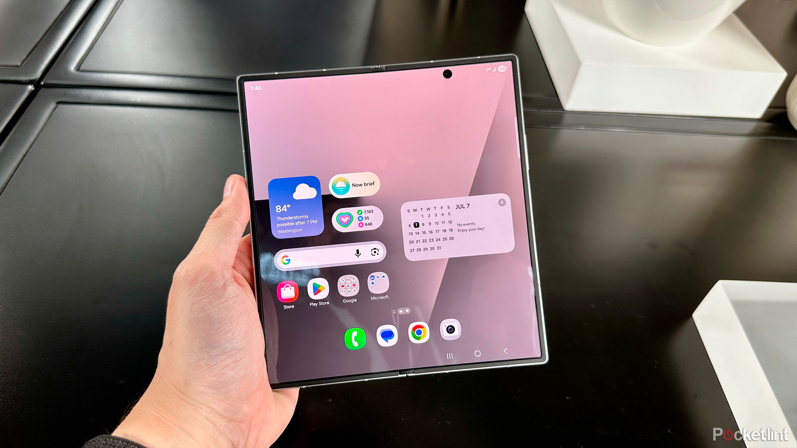 Galaxy Z Fold 7 inner display.