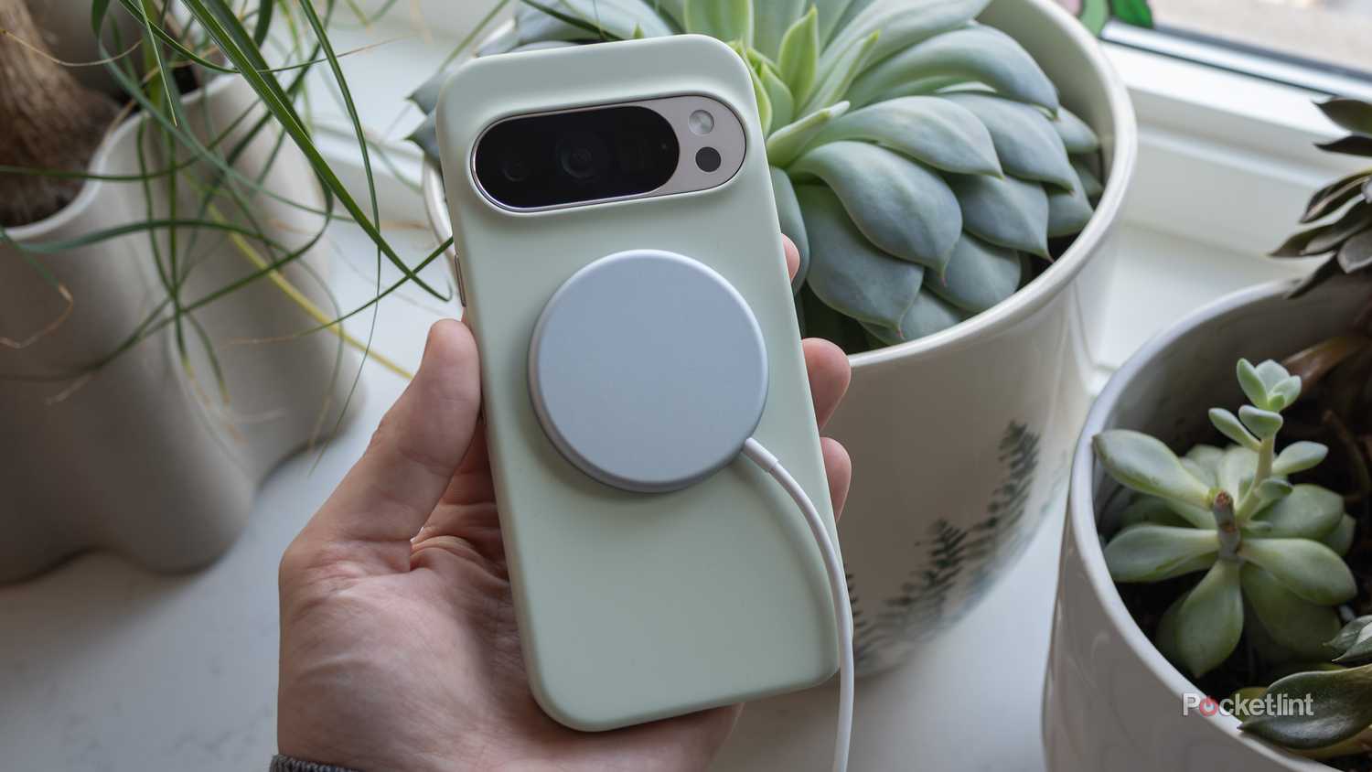 The Pixel 10's PixelSnap charger