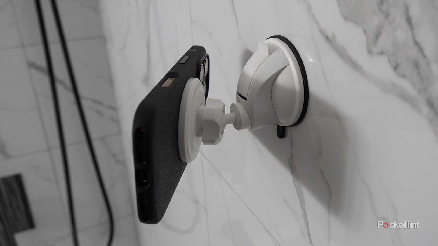 Profezzion's magnetic phone holder pivoting