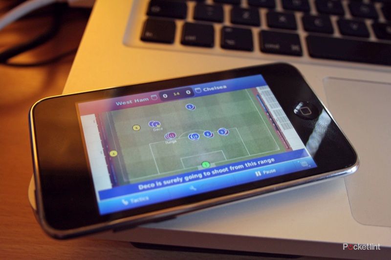 football manager handheld 2010 for iphone image 2