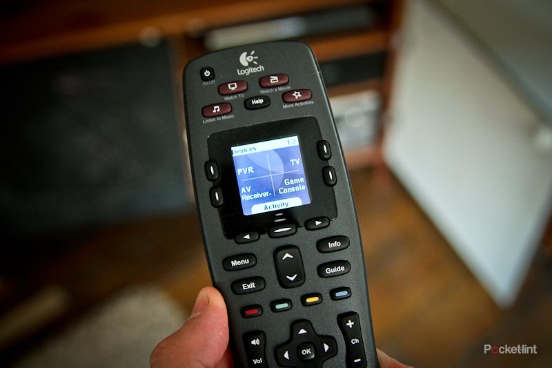 logitech harmony 700 remote control image 1