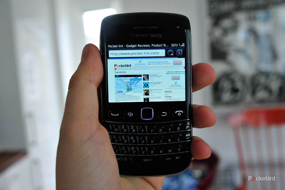 Custodia In Pelle Originale Blackberry ACC-41816-202 Per Bold 9790 – Colore Bianco