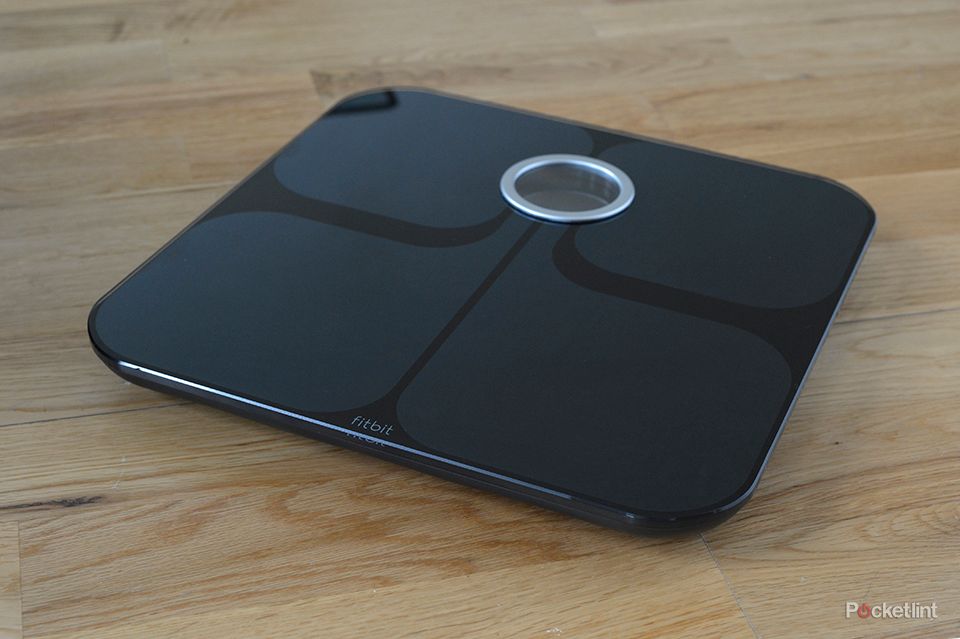 fitbit aria wi fi smart scale image 1